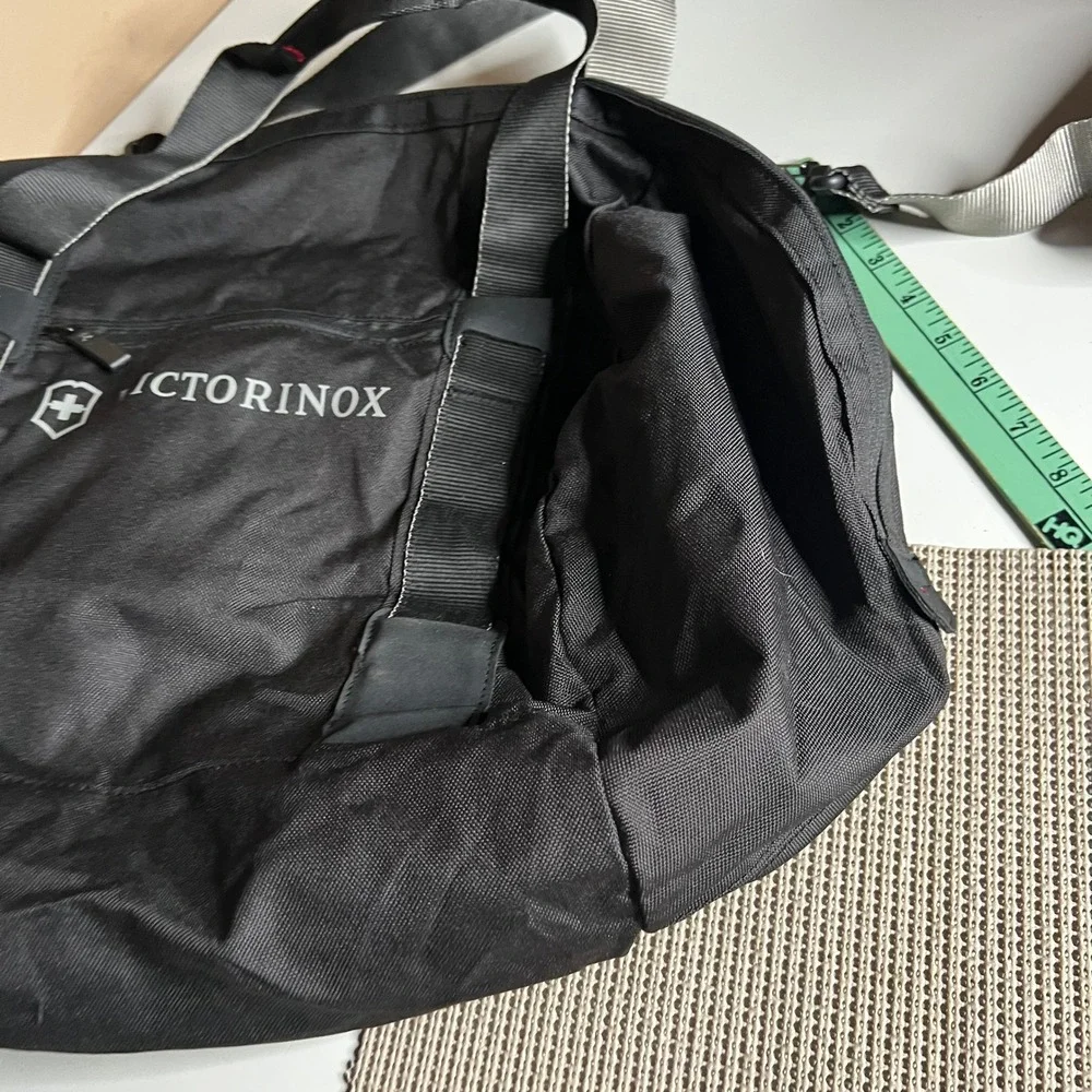 Victorinox Swiss Army Black Ballistic Nylon Travel Duffel Bag Shoulder Strap